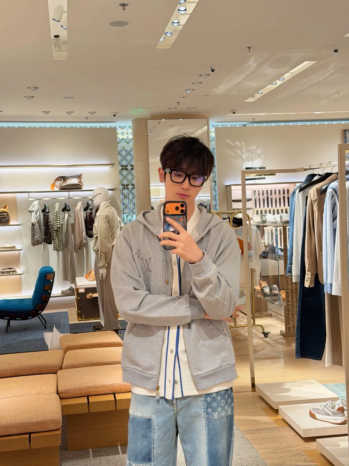Louis Vuitton/